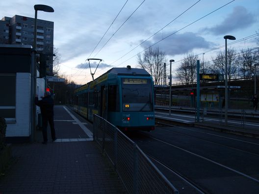 U- und Straßenbahnhaltestelle Ginnheim