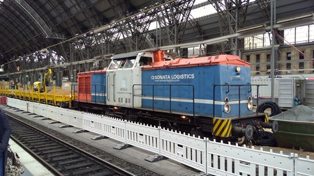 V100 von Sonata Logistics in Frankfurt Hauptbahnhof