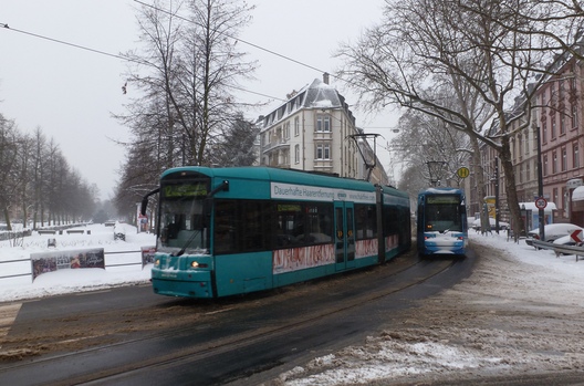 Straßenbahn im Schnee
