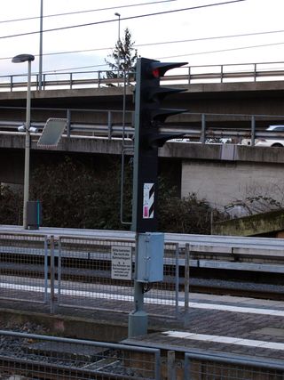 U- und Straßenbahnhaltestelle Ginnheim